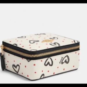 💎Coach Jewelry Box with Hearts 💕